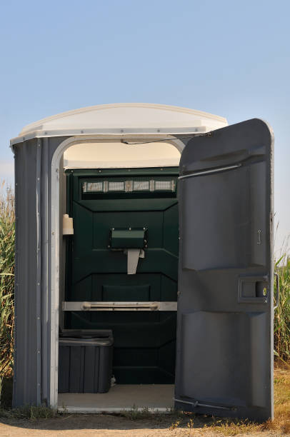Best Portable toilet rental cost  in North Shore, CA